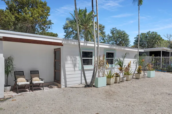 $620,000 | 10 Dolphin Road, Key Largo, FL 33037