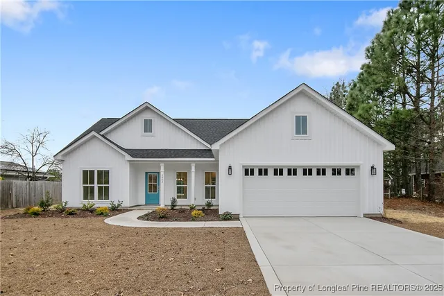 $286,400 | 5803 Labonte Drive, Hope Mills, NC 28348