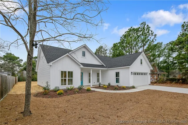 $286,400 | 5803 Labonte Drive, Hope Mills, NC 28348