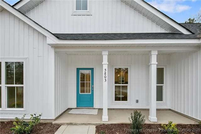 $286,400 | 5803 Labonte Drive, Hope Mills, NC 28348