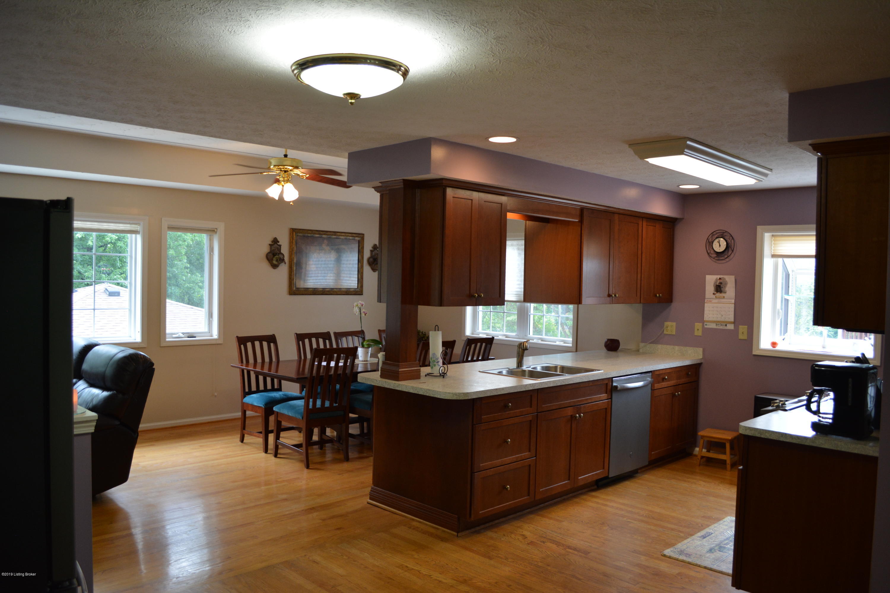 8223 Delido Road Louisville, KY 40219 - Photo 6 of 64 Lots of cabinets & counter space