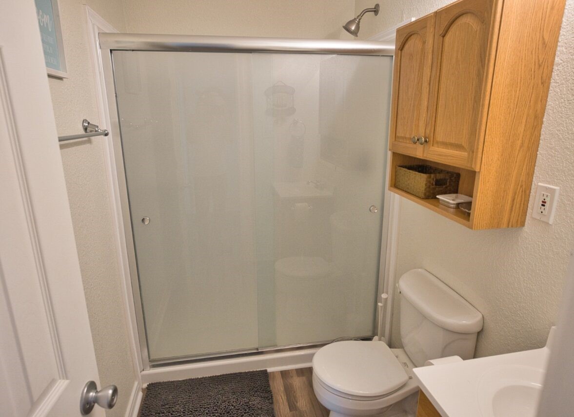 763 Gulfview North Sargent, TX 77414 - Photo 15 of 38 Full Bathroom