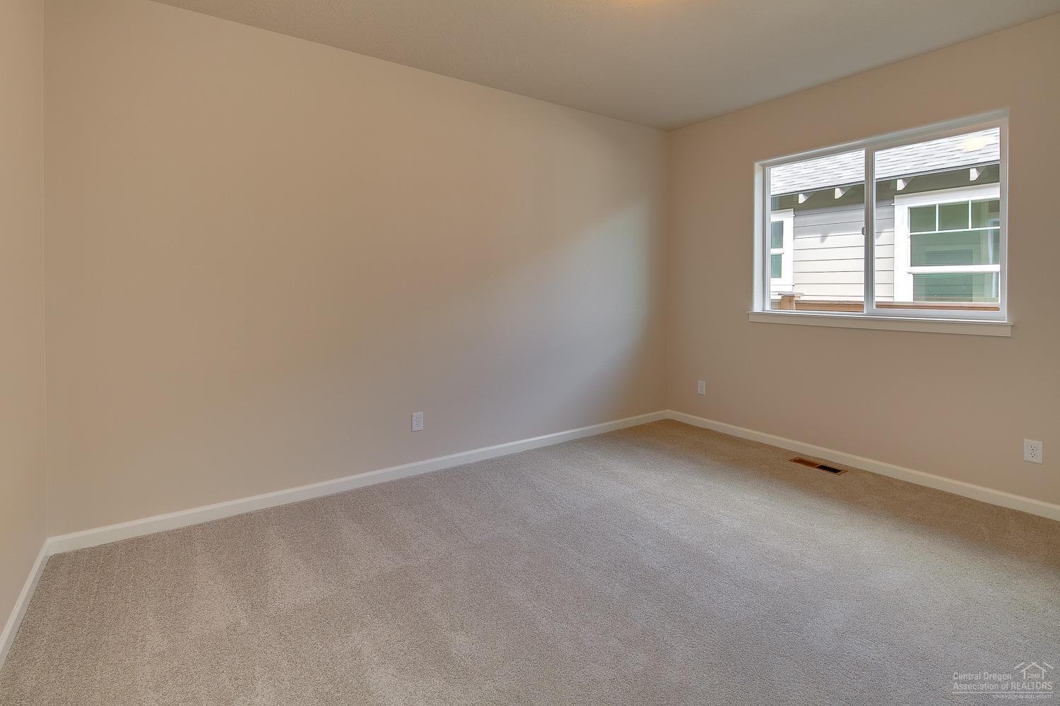 641 Northwest Rimrock Drive Redmond, OR 97756 - Photo 16 of 23 Additional Photo