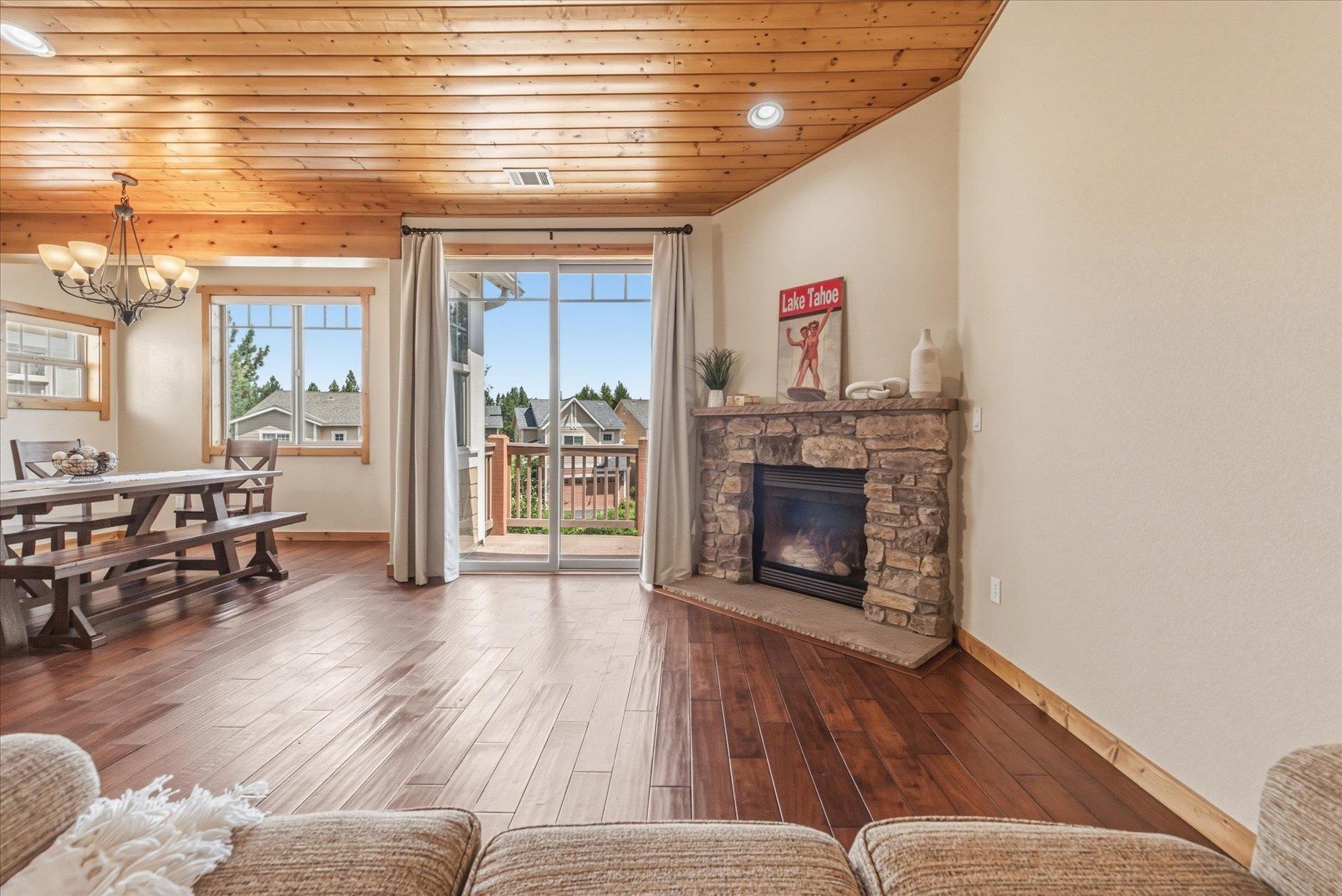 11357 Brockway Road Truckee, CA 96161 - Photo 6 of 28 Gallery Image 6
