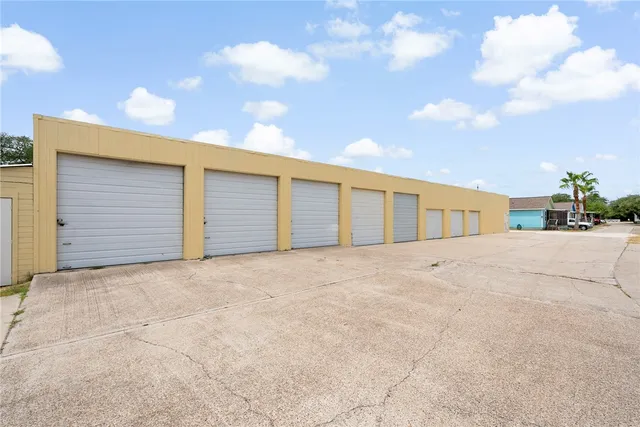 a view of empty room with garage