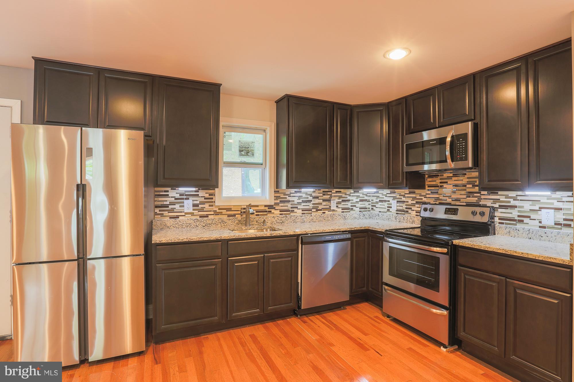 1402 Glendale Road Baltimore, MD 21239 - Photo 1 of 30 Kitchen
