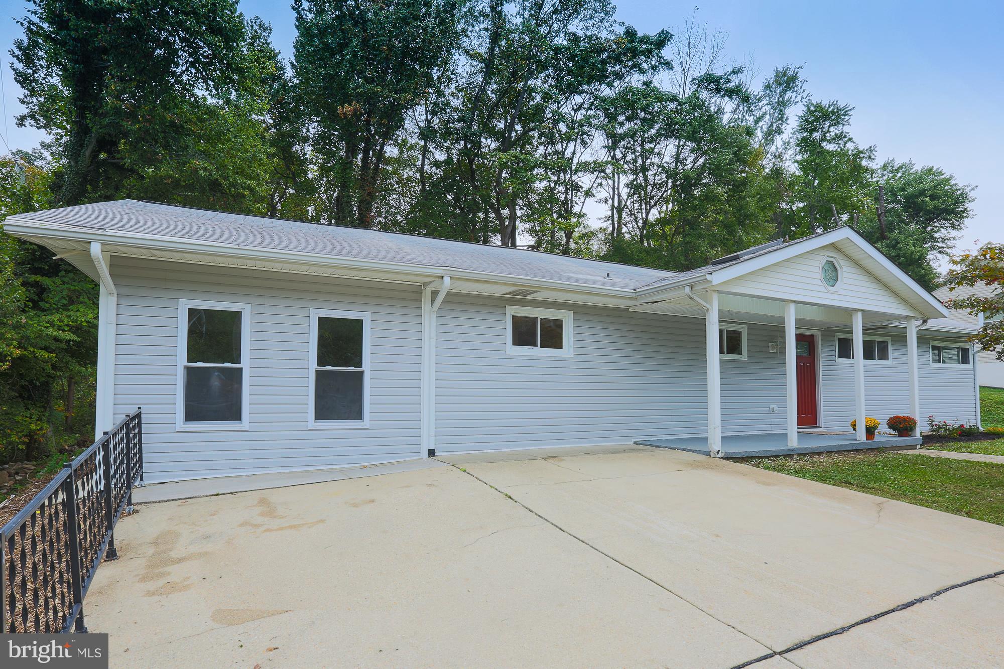 1402 Glendale Road Baltimore, MD 21239 - Photo 2 of 30 Exterior (Front)
