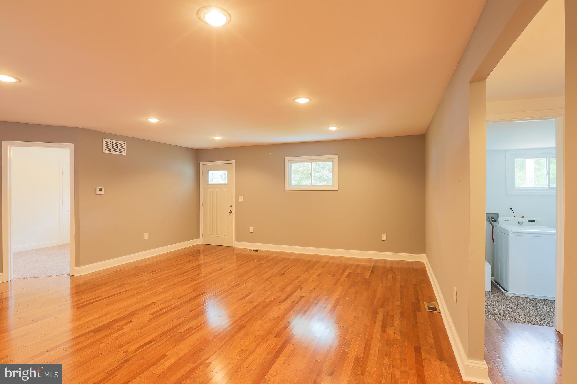 1402 Glendale Road Baltimore, MD 21239 - Photo 11 of 30 Interior (General)
