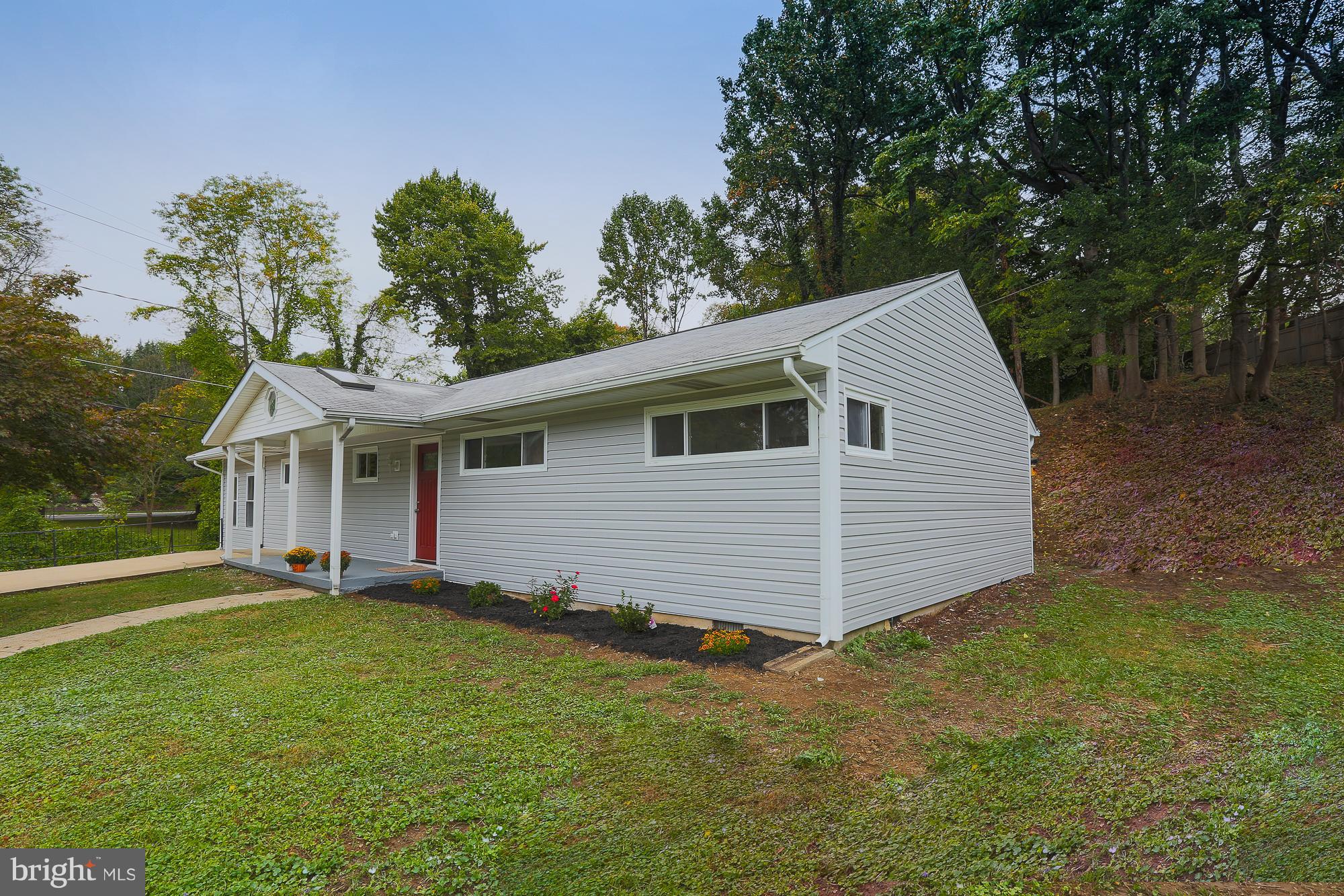 1402 Glendale Road Baltimore, MD 21239 - Photo 3 of 30 Exterior (Front)