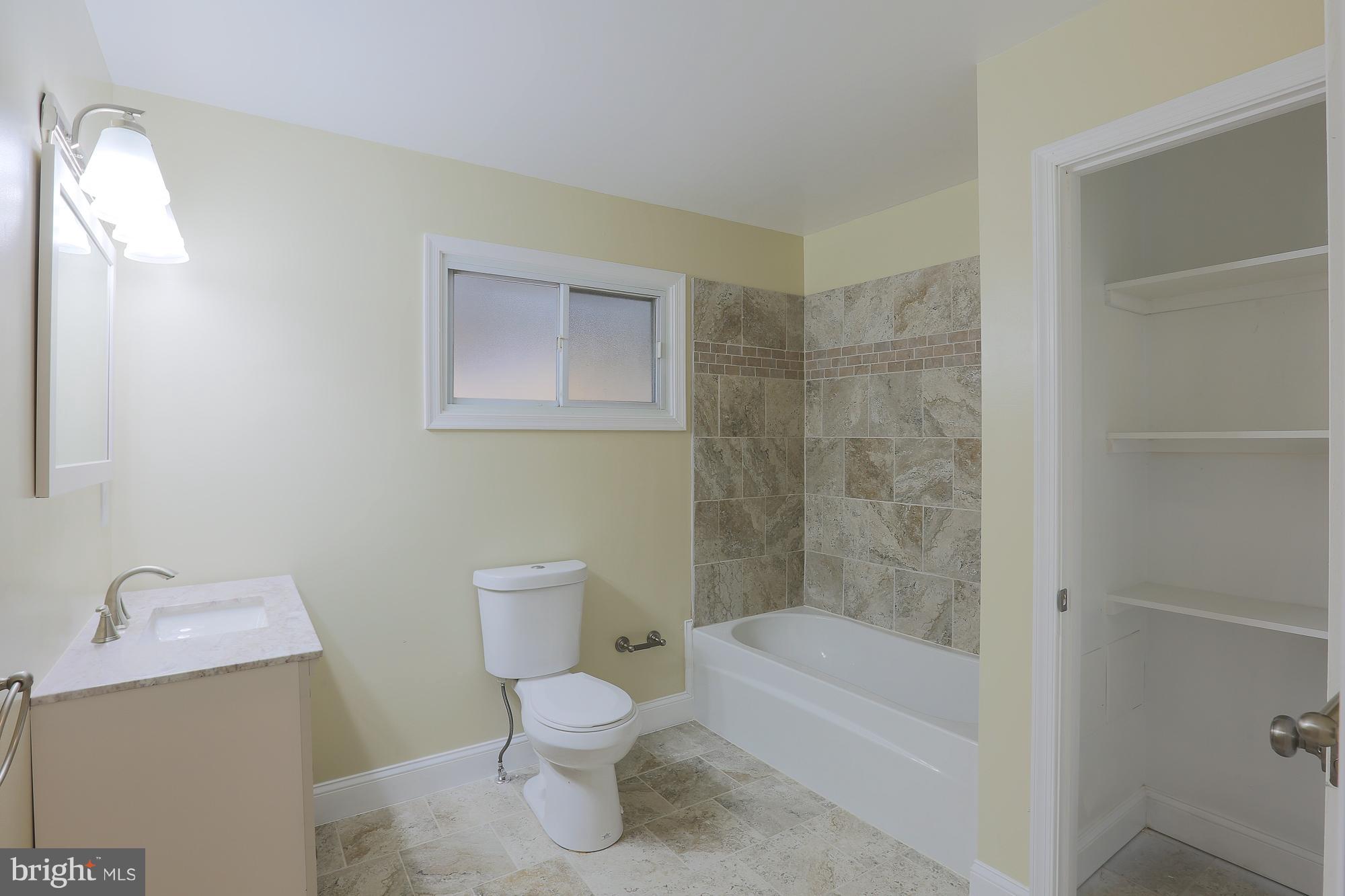 1402 Glendale Road Baltimore, MD 21239 - Photo 24 of 30 Bath