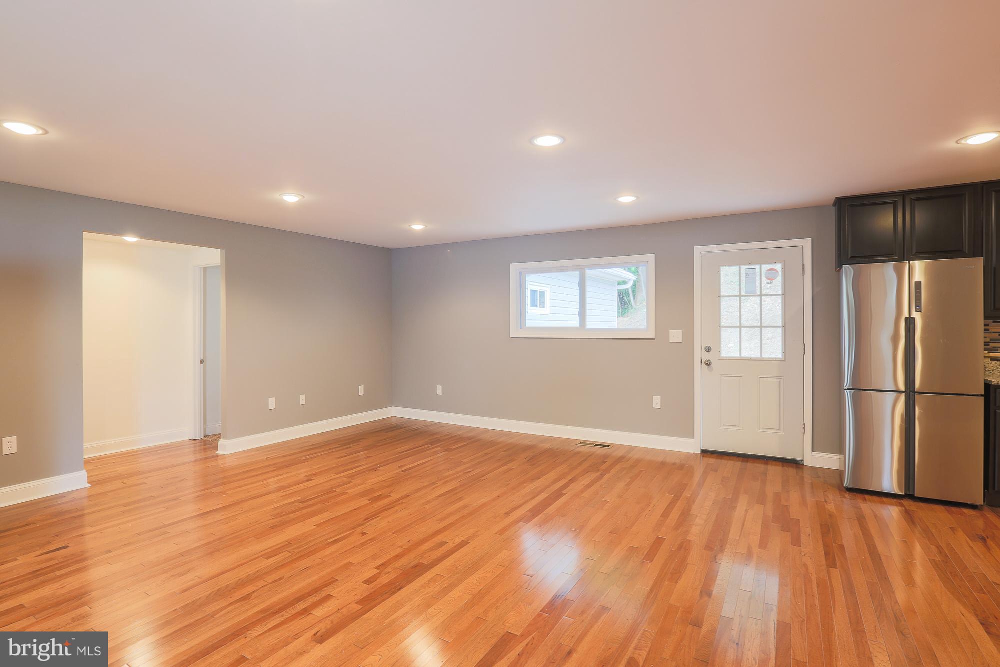 1402 Glendale Road Baltimore, MD 21239 - Photo 7 of 30 Interior (General)