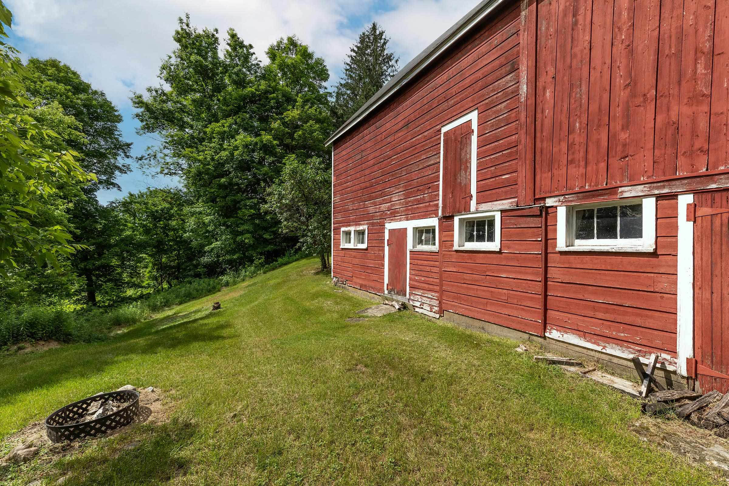 96 Twitchell Hill Road Shaftsbury, VT 05262 - Photo 5 of 43