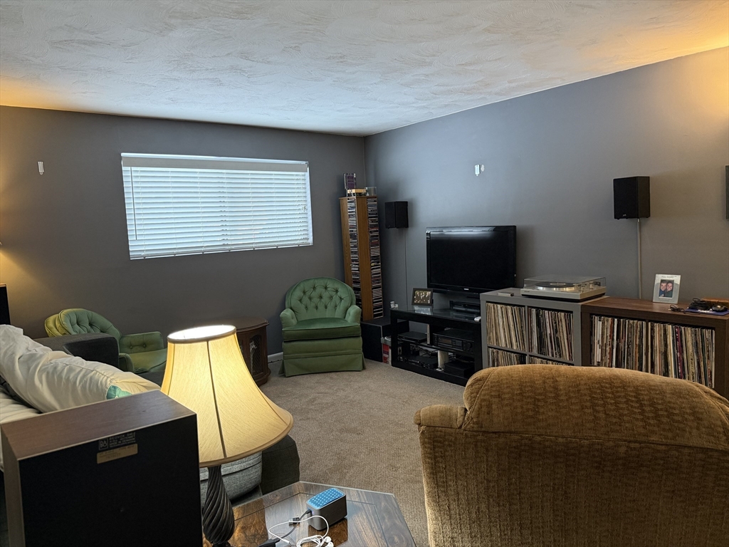 176 Maple Avenue, Unit 32 Rutland, MA 01543 - Photo 7 of 16 Gallery Image 7