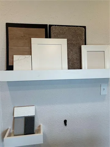 $274,635 | 426 Rock Creek Drive, Tonganoxie, KS 66086