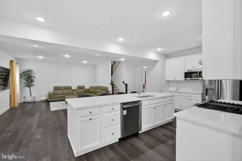 $597,000 | 532 Luchu Way, Newark, DE 19702