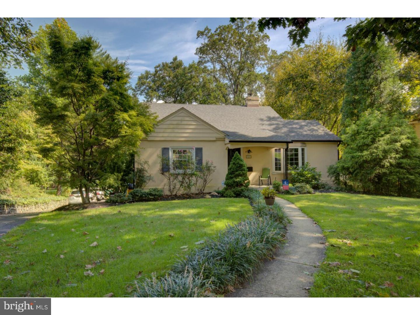 369 North Rolling Road Springfield, PA 19064 - Photo 2 of 24