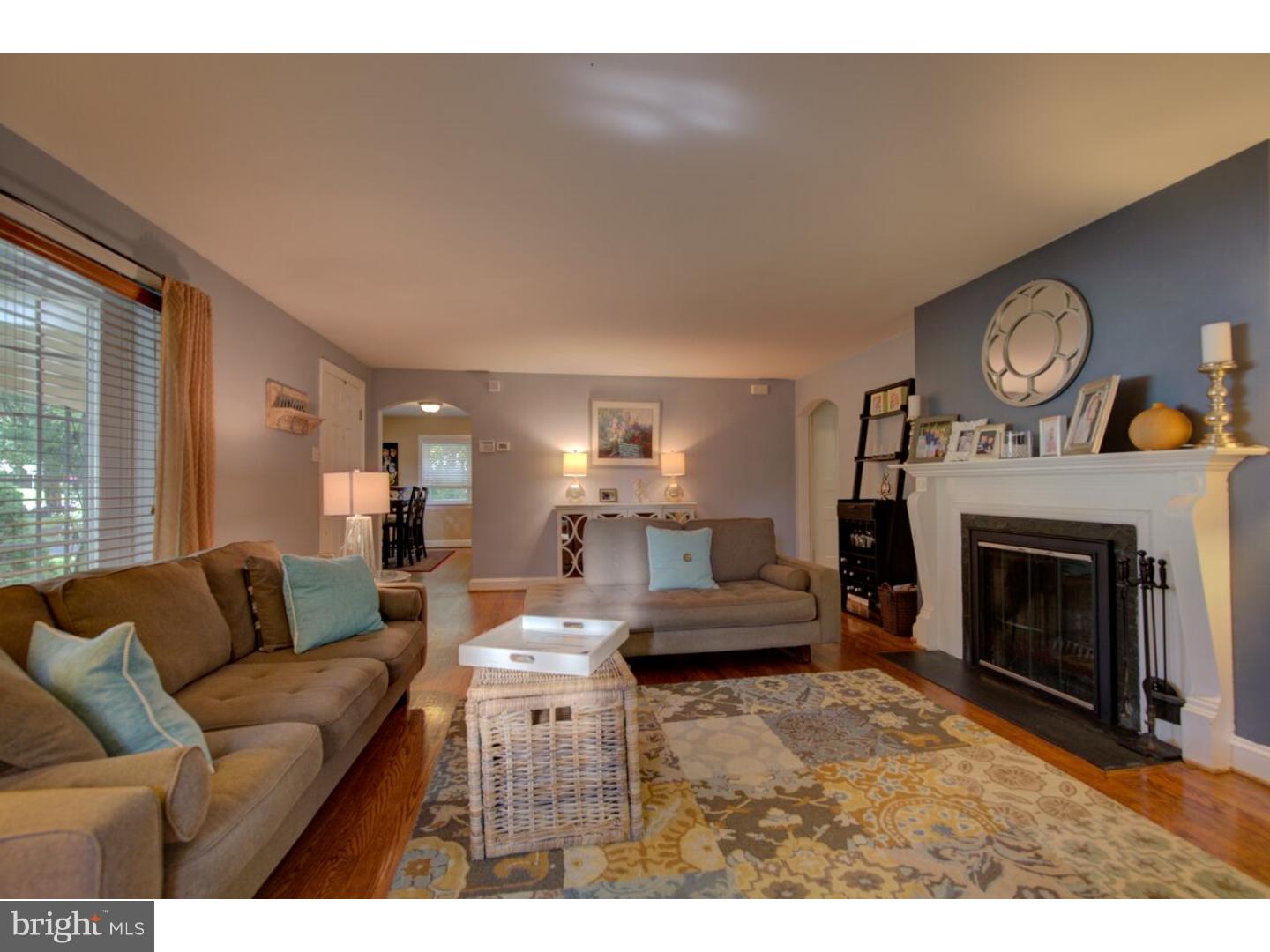 369 North Rolling Road Springfield, PA 19064 - Photo 5 of 24