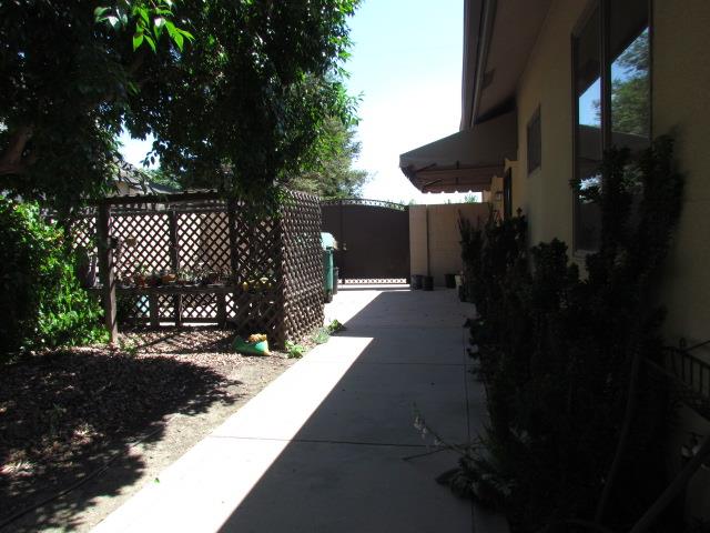 1072 Rorden Avenue Selma, CA 93662 - Photo 39 of 40 a view of a pathway both side of a building