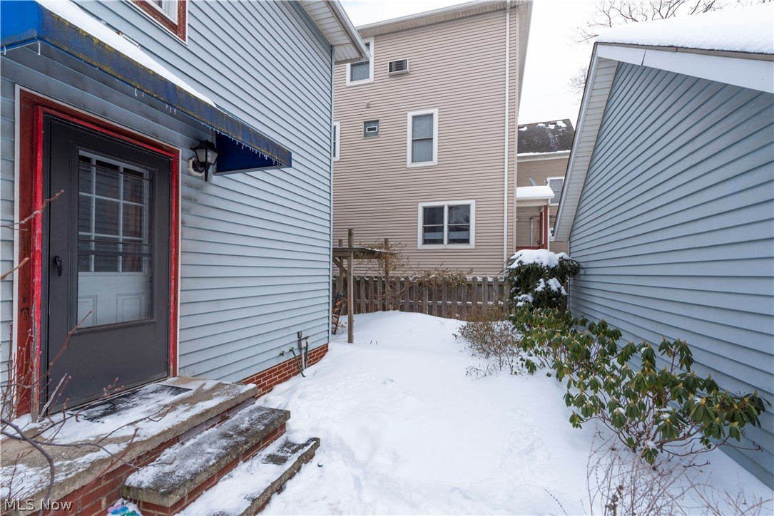 1017 University Road Cleveland, OH 44113 - Photo 29 of 32 Gallery Image 29