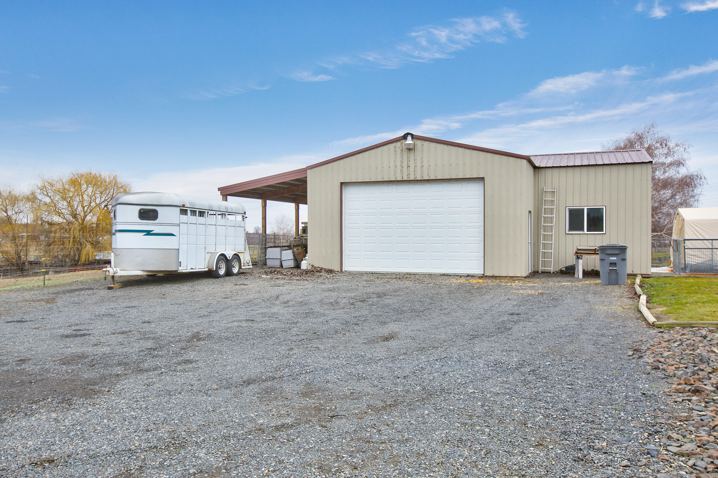 177 Division Road Zillah, WA 98953 - Photo 4 of 23 a view of a house basement