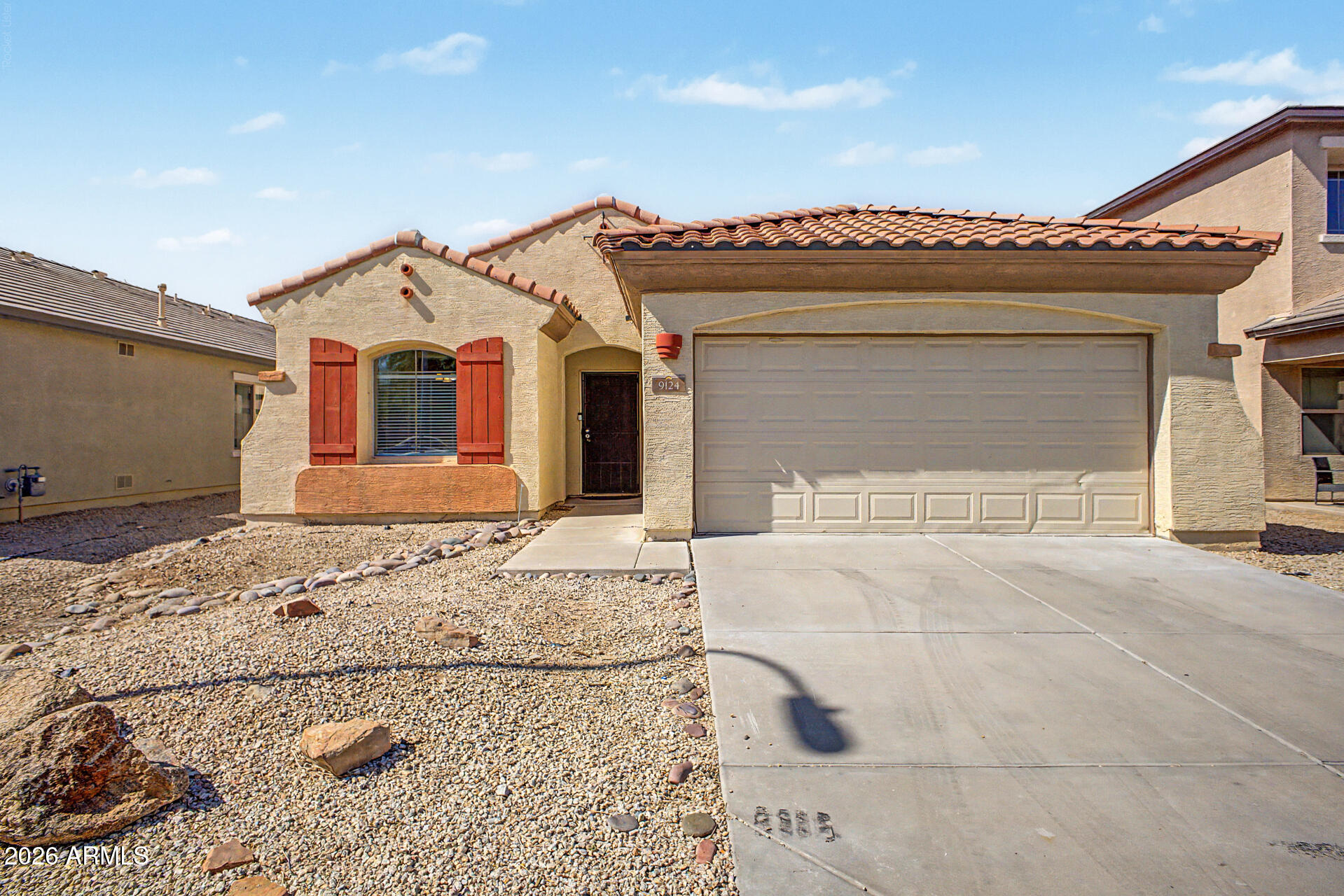 3 bed 2 bath 2 garage for Sale