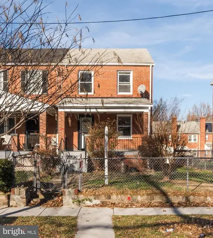 $2,500 | 2010 T Street Southeast, Washington, DC 20020