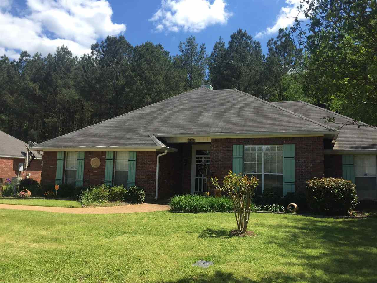 152 Hunters Row Madison, MS 39110 - Photo 2 of 23 Photo 2