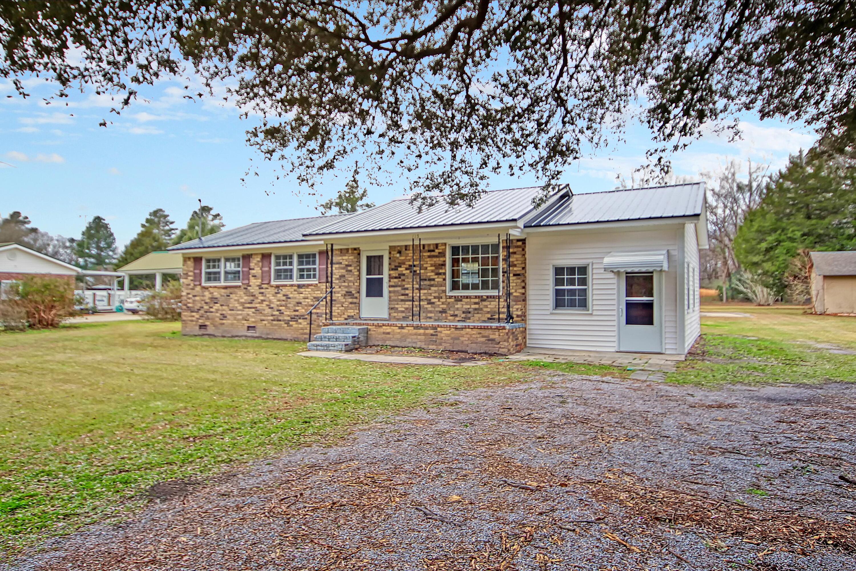 115 Singing Pines Road St. George, SC 29477 - Photo 1 of 26 CREM_115 Singing Pines_026