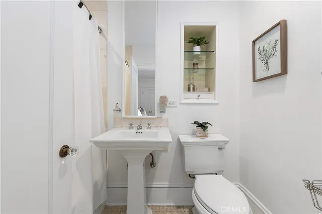 $595,000 | 315 West 3rd Street, Unit 301, Long Beach, CA 90802