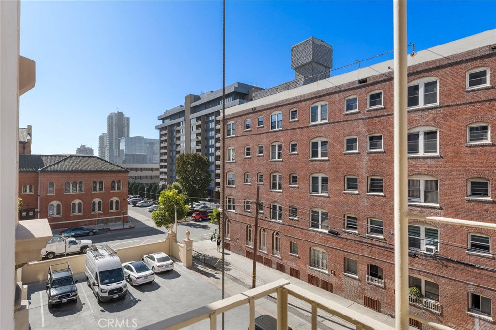 315 West 3rd Street, Unit 301 Long Beach, CA 90802 - Photo 31 of 50