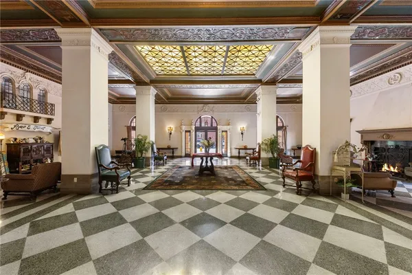 $565,000 | 315 West 3rd Street, Unit 301, Long Beach, CA 90802