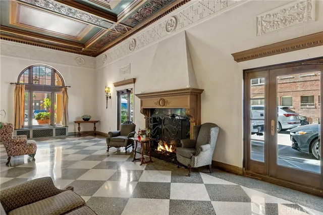 $595,000 | 315 West 3rd Street, Unit 301, Long Beach, CA 90802