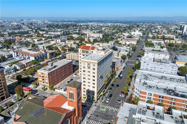 $565,000 | 315 West 3rd Street, Unit 301, Long Beach, CA 90802