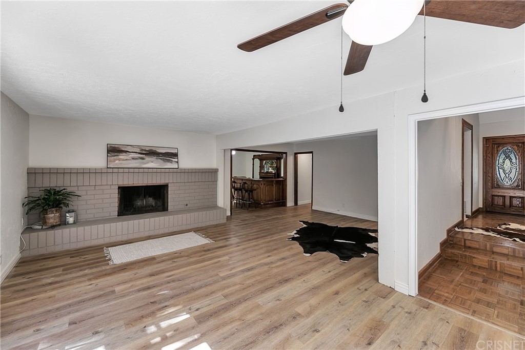 23646 Vía Corsa Valencia, CA 91355 - Photo 16 of 55