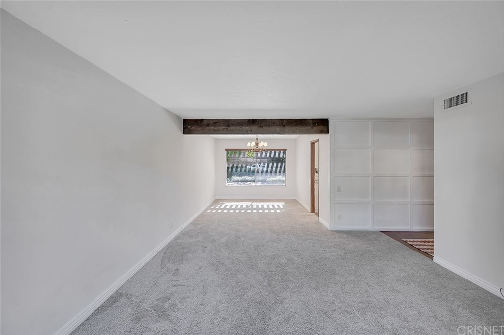 23646 Vía Corsa Valencia, CA 91355 - Photo 8 of 55