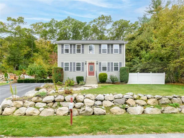 $549,000 | 19 Sage Court, Johnston, RI 02919
