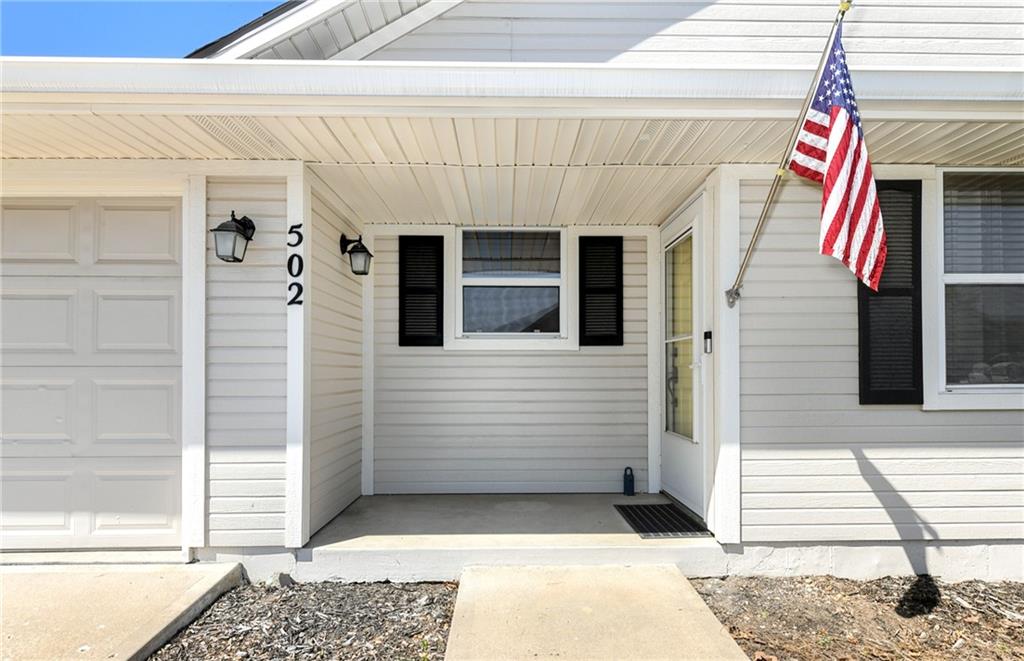 502 Poseidon Way Raymore, MO 64083 - Photo 3 of 22