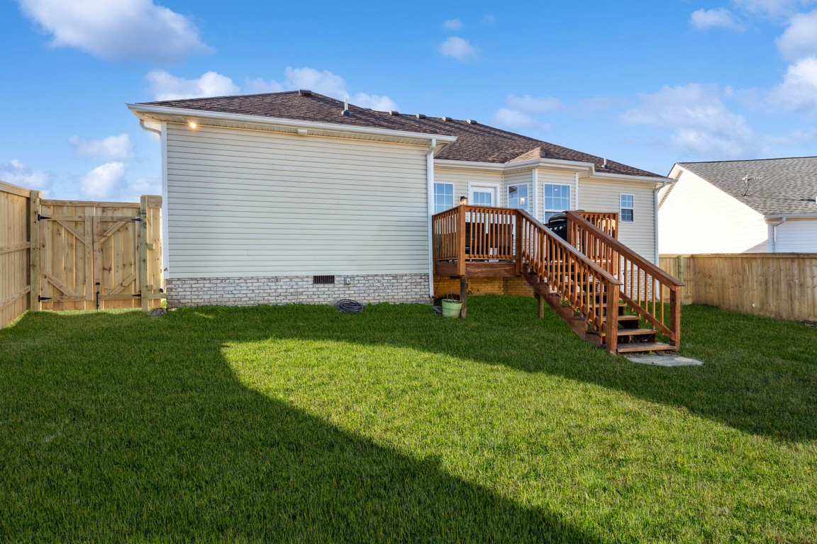 486 Berry Circle Springfield, TN 37172 - Photo 2 of 27 a view of a house with a yard
