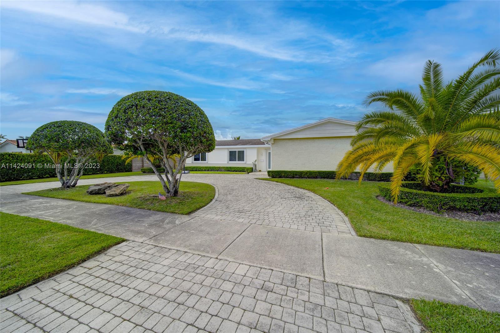 10600 Southwest 108th Terrace Miami, FL 33176 - Photo 3 of 43 a view of a garden with a slide