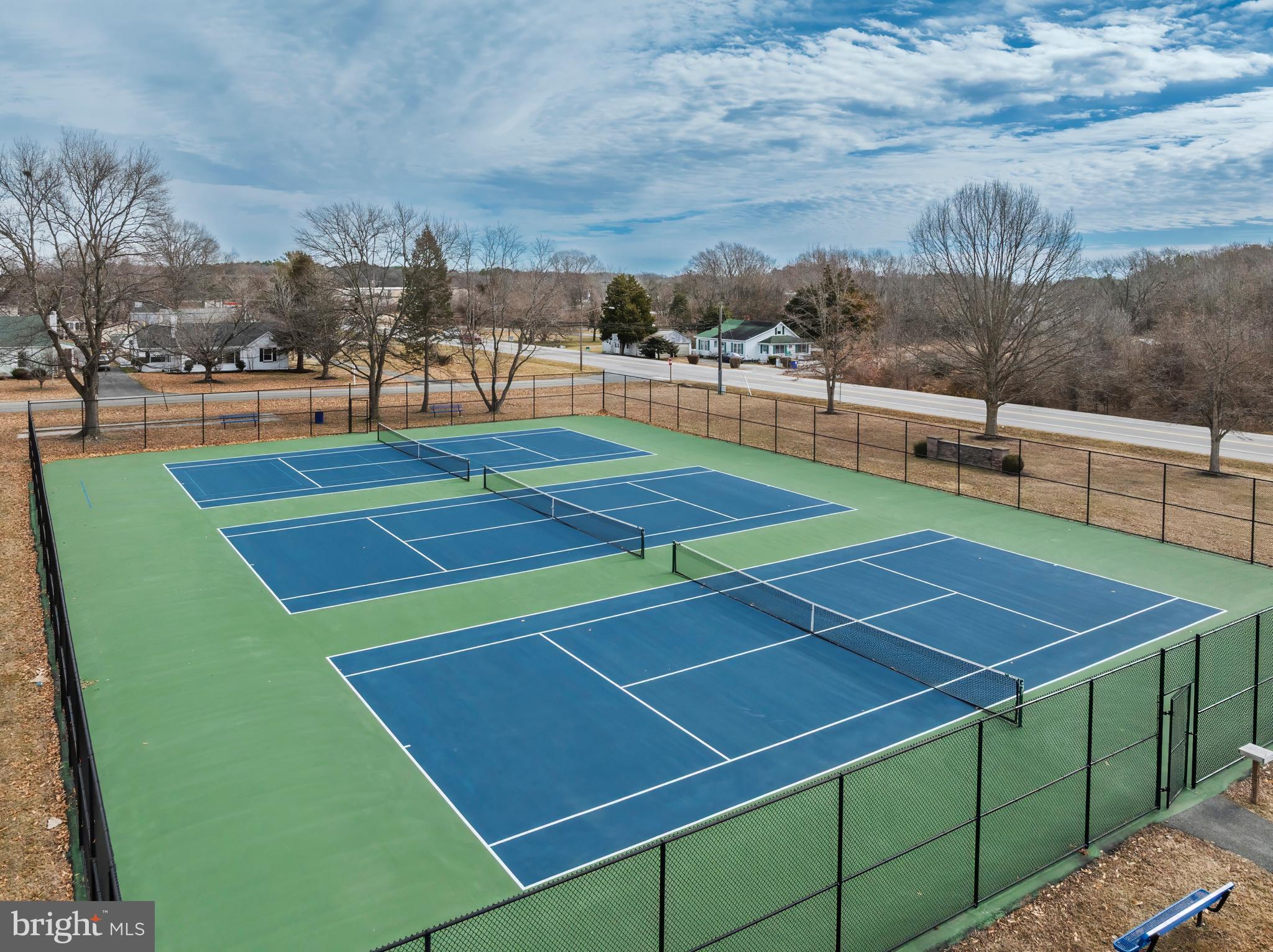 504 Central Avenue Ridgely, MD 21660 - Photo 29 of 38 a view of a tennis court