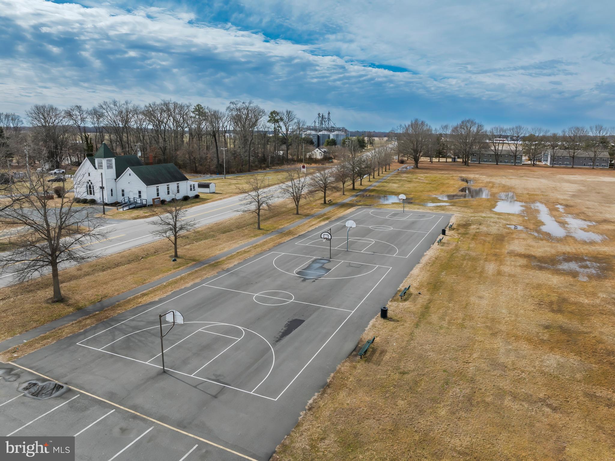 504 Central Avenue Ridgely, MD 21660 - Photo 30 of 38 a view of a terrace with skyline