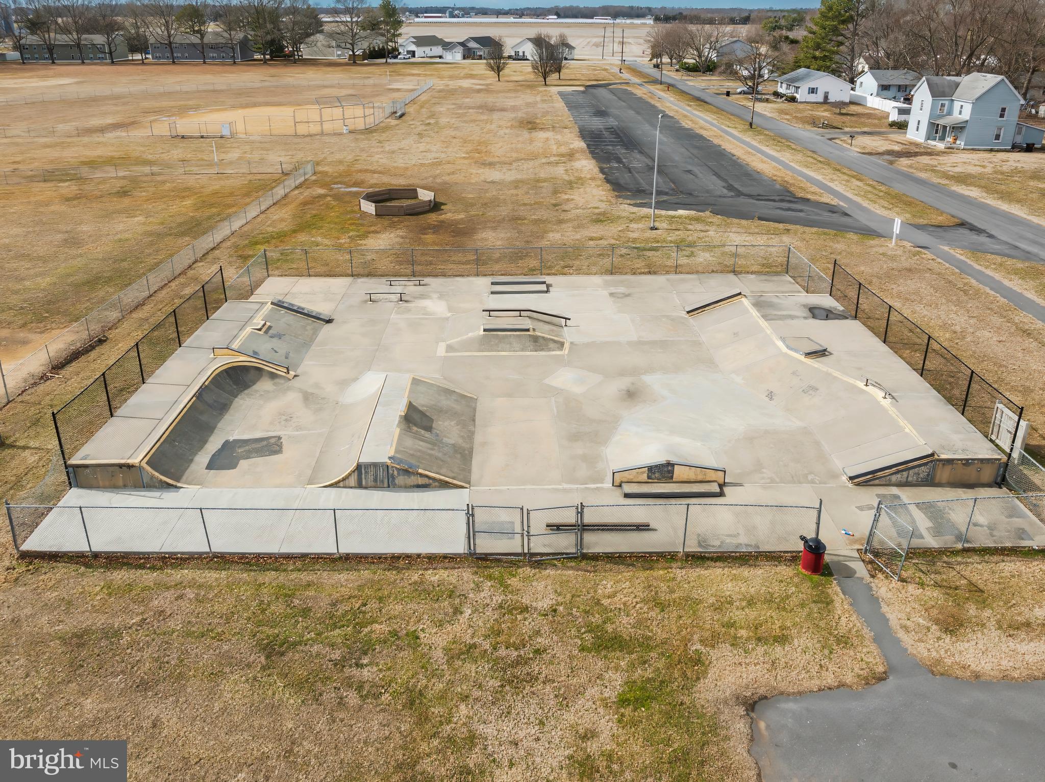 504 Central Avenue Ridgely, MD 21660 - Photo 33 of 38 a view of ocean and with beach