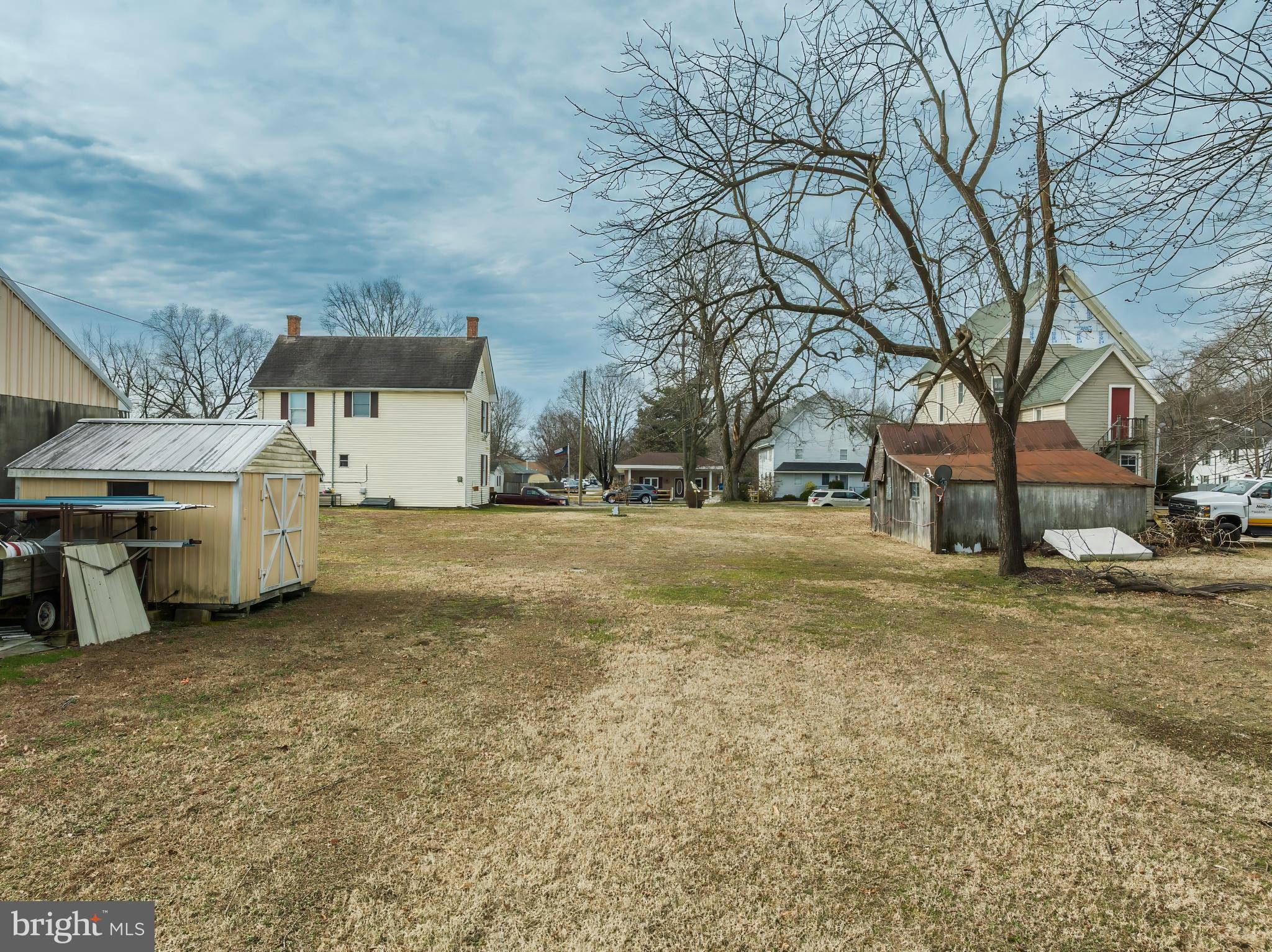 504 Central Avenue Ridgely, MD 21660 - Photo 4 of 38 a view of a yard with a house