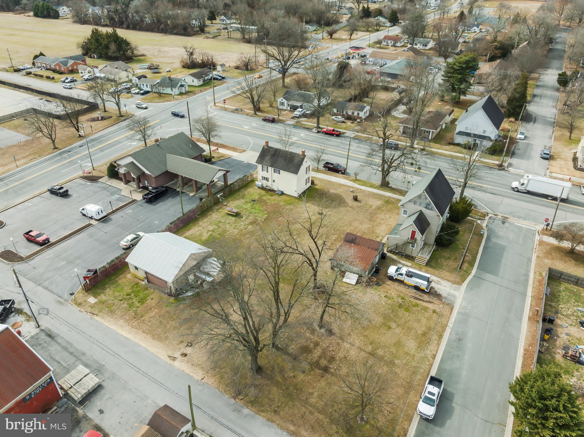504 Central Avenue Ridgely, MD 21660 - Photo 9 of 38 an aerial view of a houses with outdoor space