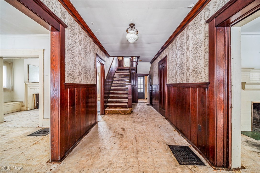 1830 Wilton Road Cleveland, OH 44118 - Photo 10 of 49 Gallery Image 10