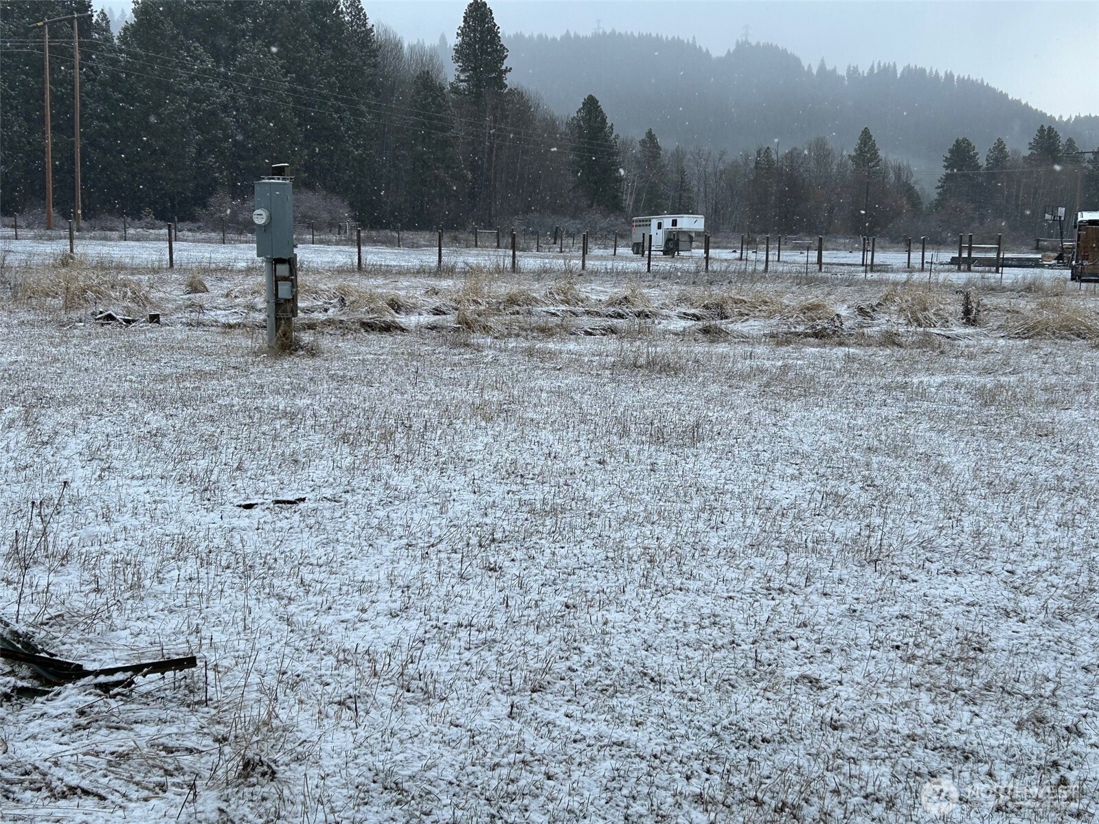 571 Little Creek Road Cle Elum, WA 98922 - Photo 1 of 6 a view of outdoor space with trees