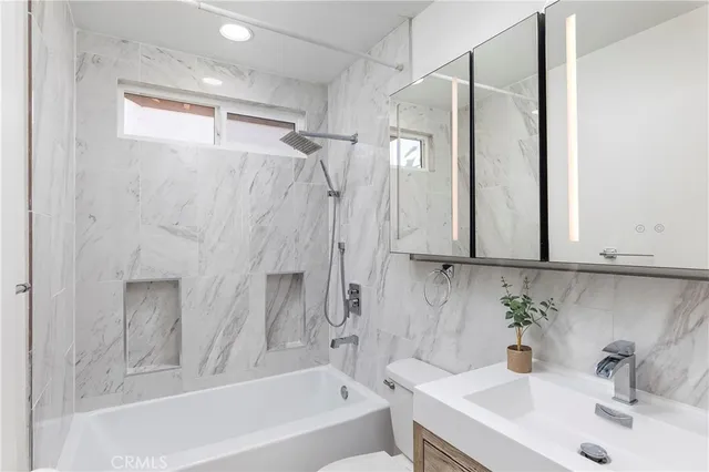 $2,800 | 33002 Romero Drive, Temecula, CA 92592