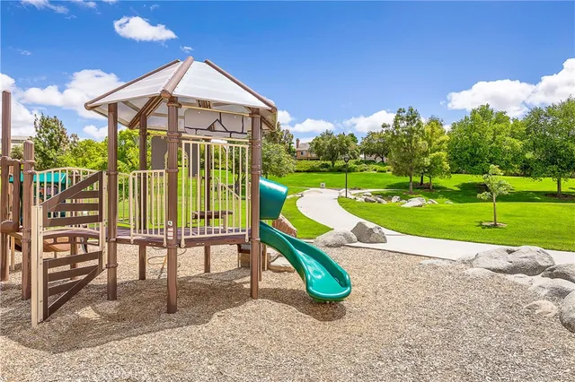 $2,800 | 33002 Romero Drive, Temecula, CA 92592