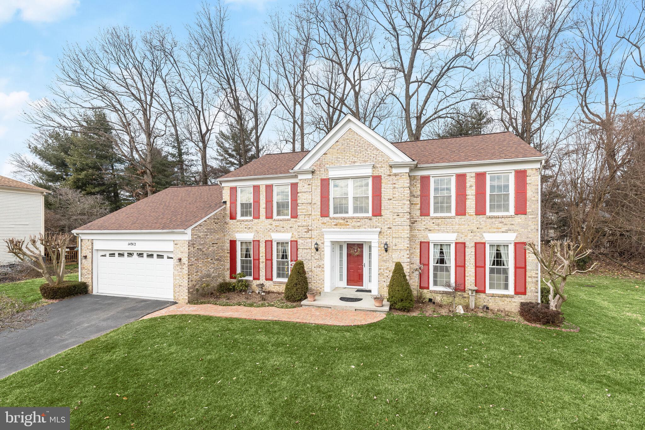 Welcome to 14912 Village Gate Drive!