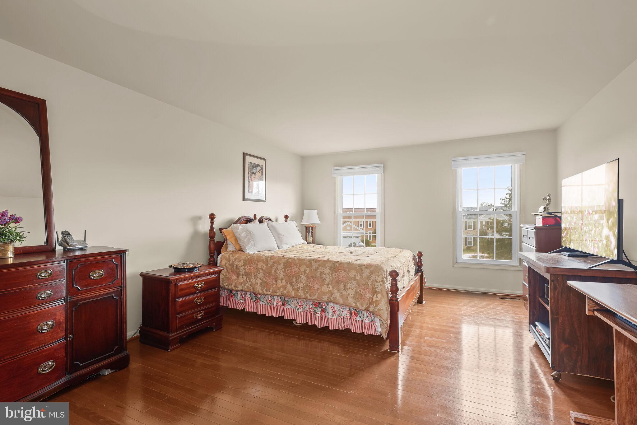 14912 Village Gate Drive Silver Spring, MD 20906 - Photo 20 of 66 Primary Bedroom